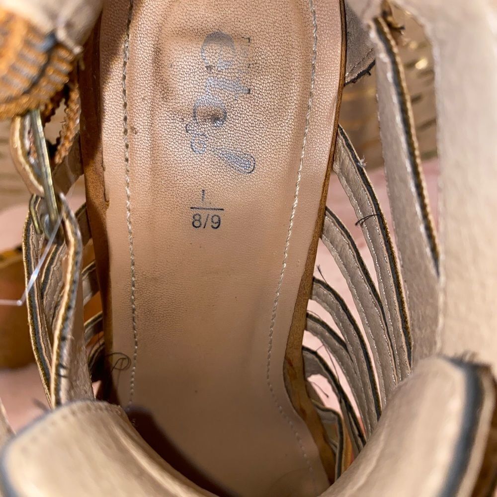 ETC! heel shoes with zippered back heel and decorative buckles sized L (8-9) - Picture 6 of 7